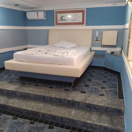 Bhaus Motel Μαρίλια Εξωτερικό φωτογραφία